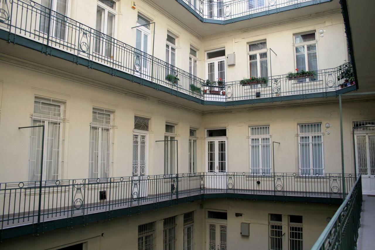 Central Ferenciek Apartments Budapest Extérieur photo